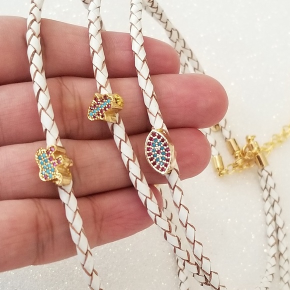 Eleonorajewels Jewelry - White braided round leather charm choker necklace.